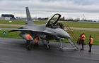 В Україну почали повертатися фахівці із обслуговування F-16