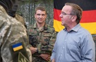 Міністру оборони Німеччини показали, як навчають українців на Patriot