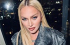 Поклонник Мадонны подал на нее в суд за чрезмерную сексапильность