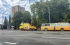 В Киеве за нарушение парковки эвакуировали автобус