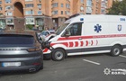 В Киеве в ДТП пострадала беременная женщина,  скорая  также...