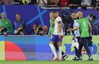 Мбаппе сломал нос в первой игре на Евро