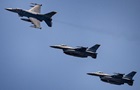 РФ изменила тактику обстрелов, опасаясь прибытия F-16 - британская разведка