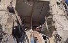 Удар по Харькову: спасателям пришлось демонтировать верхние этажи дома