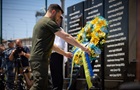 Зеленський в Одесі вшанував пам ять загиблих військових моряків 