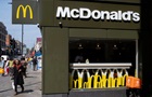 Акции McDonald s упали на 9% на фоне массовых отравлений бургерами