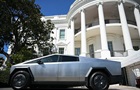 Tesla отзывает более 46 тысяч пикапов Cybertrucks