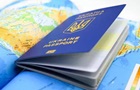 Когда украинцу за границей могут понадобиться документы и как их получить