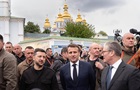 Макрон назвав кількість військових, яких можуть розгорнути в Україні
