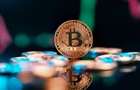Курс біткоїну перевищив 105 тис. дол. уперше з січня