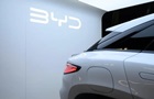 Китайская BYD впервые обогнала Tesla по продажам электромобилей в Европе