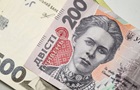 Кадровый голод немного ослаб, а украинцам начали “снижать зарплаты 