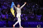 Харлан повернулася до тренувань: відео