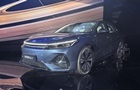 Geely представила  супергибрид  с запасом хода более 2100 км