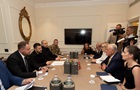Зеленський розповів про що говорив з Келлогом