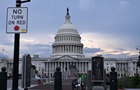 Поблизу Конгресу США затримали чоловіка з луком і стрілами