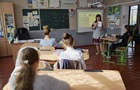 Новый учебный год:  Пакет школьника , закрытие школ, платные услуги