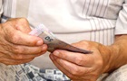 Отримувачів соцвиплат проінспектують: до кого прийдуть з перевірками