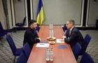 Зеленский встретился со Стуббом в Берлине