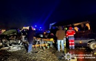 В Киевской области в масштабном ДТП погиб человек, 13 пострадали