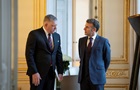 Макрон и Фицо обсудили  стратегическое пробуждение  и помощь Украине