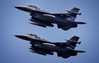 Ескадрилья F-16 з іноземними пілотами обороняє небо Києва - ЗМІ