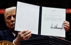 Трамп продовжив санкції проти Росії на рік