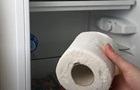 Использование не по назначению: зачем в холодильнике туалетная бумага