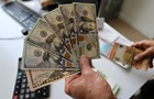 Долар і євро подешевшали в обмінниках
