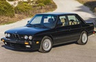 38-летний BMW M5 E28 продали по цене нового Bentley Bentayga