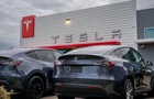 Tesla планирует выпустить недорогой электрический кроссовер - Reuters