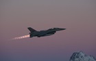 Премьер Норвегии спрогнозировал появление переданных F-16 в небе Украины
