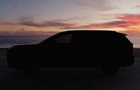 Lexus анонсувала новий трирядний електрокросовер