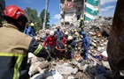 В Киеве под завалами нашли двух погибших