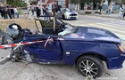 Смертельное ДТП в Днепре: автомобиль врезался в остановку транспорту