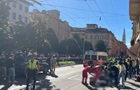 В Италии водитель въехал в толпу и напал на людей с ножом