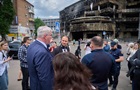 Іноземні дипломати відвідали місця ударів у Києві