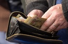 Українців не влаштовують їх зарплати