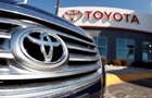 Toyota фиксирует падение продаж третий месяц подряд