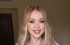 Наталія Валевська пояснила, чому приховує обличчя коханого