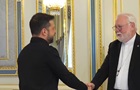 Зеленский: Ватикан готов принять встречу лидеров