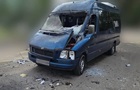 Россияне нанесли удар дронами по микроавтобусу в Херсоне
