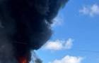 Дым над Запорожьем: РФ нанесла удар по пищевому предприятию