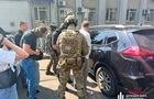 Податківців Сумщини викрили на хабарі