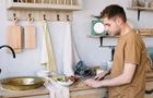 7 самых грязных мест на кухне, о которых часто забывают