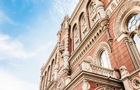 В Украине упал официальный курс доллара