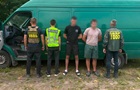 У коробках з-під бананів за $11 тисяч: викрито схему для ухилянтів