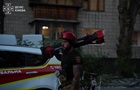 Атака РФ на Киев: в Подольском районе загорелся дом