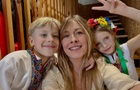Елена Кравец вывезла 10-летних детей из Киева
