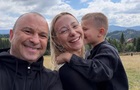 Жена Павлика рассказала об изменениях в терапии их 5-летнего сына